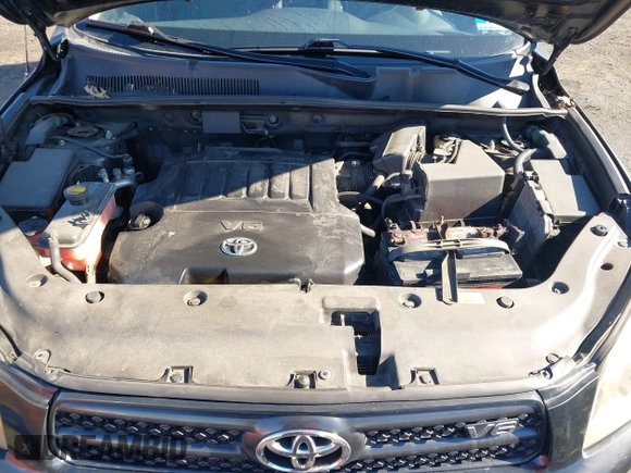 2008 Toyota RAV4 Sport with VIN JTMBK32V886040476, listed as a IAAI auction lot 41576176 with 165,025 mi miles. Bid and sale history available at carsss.com. Image 10.