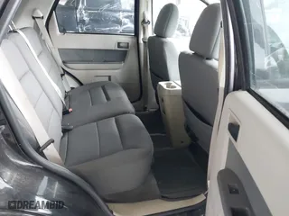 2009 Ford Escape XLT with VIN 1FMCU93G79KC30405, listed as a IAAI auction lot 42043034 with 136,086 mi miles. Bid and sale history available at carsss.com. Image 8.