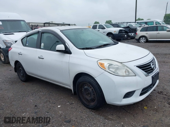 2012 Nissan Versa SV с VIN 3N1CN7AP1CL865556, выставлен на аукционе IAAI как лот 42264191 с пробегом 122 481 миль миль и . История ставок и продаж доступна на DreamBid. Изображение 1.