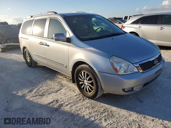 2011 Kia Sedona EX with VIN KNDMH4C72B6393042, listed as a Copart auction lot 78576884 with 240,348 mi miles and Salvage Title. Bid and sale history available at carsss.com. Image 4.
