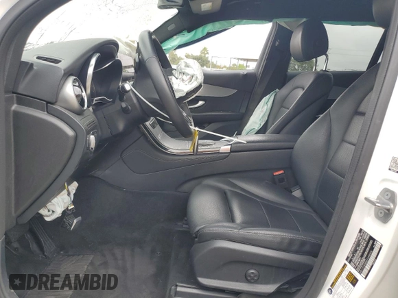 2020 Mercedes-Benz GLC 300 with VIN WDC0G8DB8LF698908, listed as a Copart auction lot 59491365 with 58,566 mi miles and Salvage title. Bid and sale history available at DreamBid. Image 7.
