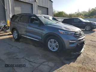 2022 Ford Explorer XLT with VIN 1FMSK7DH4NGB35505, listed as a Copart auction lot 51977355 with 38,009 mi miles and Non Repairable. Bid and sale history available at carsss.com. Image 4.