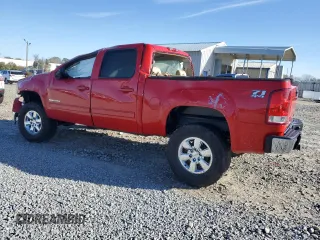 2013 GMC Sierra 1500 SLT with VIN 3GTP2WE70DG321085, listed as a Copart auction lot 47799645 with 203,829 mi miles and Salvage title. Bid and sale history available at DreamBid. Image 2.