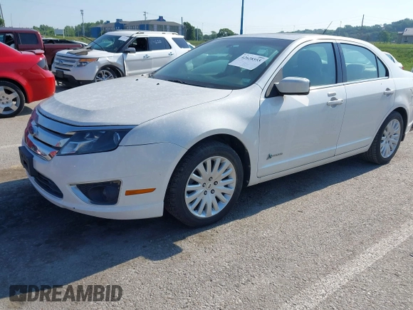 2010 Ford Fusion Hybrid с VIN 3FADP0L3XAR149879, выставлен на аукционе IAAI как лот 42628555 с пробегом 82 855 миль миль и . История ставок и продаж доступна на DreamBid. Изображение 2.