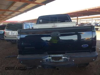 2007 Ford F-250 XL z VIN 1FTSW21P27EB17767, wystawiony jako IAAI lot #41861833 z przebiegiem 363 499 mil mil oraz . Historia ofert i sprzedaży dostępna na DreamBid. Obrazek 15.