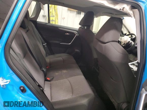 2019 Toyota RAV4 XLE with VIN JTMW1RFV5KD511746, listed as a Copart auction lot 51341375 with 33,535 mi miles and Salvage Title. Bid and sale history available at carsss.com. Image 11.