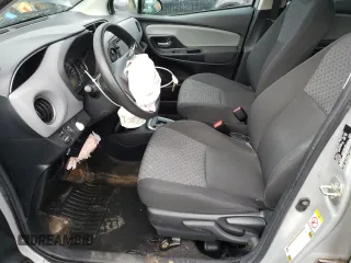 2015 Toyota Yaris L z VIN VNKKTUD33FA026503, wystawiony jako Copart lot #74686043 z przebiegiem 95 169 mil mil oraz Szkoda całkowita • Salvage title. Historia ofert i sprzedaży dostępna na DreamBid. Obrazek 7.