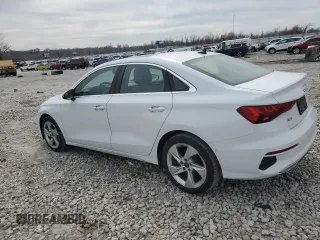 2023 Audi A3 Premium z VIN WAUAUDGY3PA090452, wystawiony jako Copart lot #49063675 z przebiegiem 43 710 mil mil oraz Czysty tytuł • Clean title. Historia ofert i sprzedaży dostępna na DreamBid. Obrazek 2.