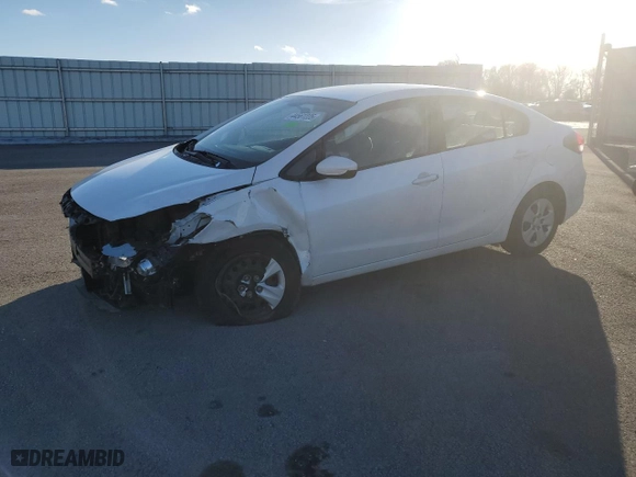 2018 Kia Forte LX with VIN 3KPFL4A78JE185248, listed as a Copart auction lot 44561225 with 112,562 mi miles and Salvage Title. Bid and sale history available at carsss.com. Image 1.