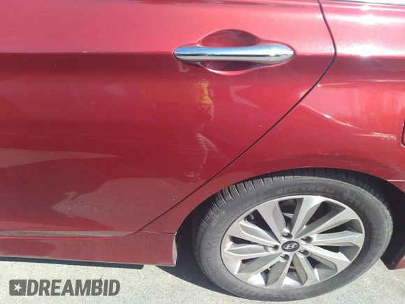 2014 Hyundai Sonata SE with VIN 5NPEC4AC5EH923646, listed as a IAAI auction lot 41935203 with 90,506 mi miles and . Bid and sale history available at DreamBid. Image 17.
