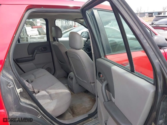 2003 Saturn VUE with VIN 5GZCZ33D13S857230, listed as a IAAI auction lot 41657933 with 192,092 mi miles. Bid and sale history available at carsss.com. Image 8.