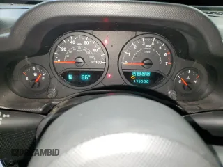 2008 Jeep Wrangler Unlimited X with VIN 1J4GA391X8L529324, listed as a Copart auction lot 56750835 with 175,590 mi miles and Clean Title. Bid and sale history available at DreamBid. Image 9.