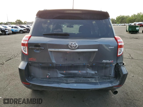 2011 Toyota RAV4 Sport z VIN JTMRK4DV7B5105641, wystawiony jako Copart lot #57443675 z przebiegiem 79 798 mil mil oraz Szkoda całkowita • Salvage title. Historia ofert i sprzedaży dostępna na DreamBid. Obrazek 6.