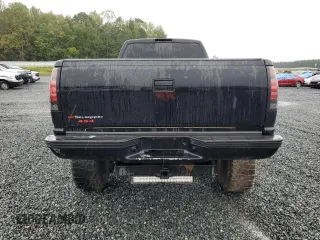 1998 Chevrolet Silverado 3500 z VIN 1GCHK33J3WF061271, wystawiony jako Copart lot #73205934 z przebiegiem 141 977 mil mil oraz Szkoda całkowita • Salvage title. Historia ofert i sprzedaży dostępna na DreamBid. Obrazek 6.