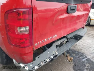 2007 Chevrolet Silverado 1500 LS with VIN 2GCEK13C771669957, listed as a IAAI auction lot 41469542 with 169,857 mi miles. Bid and sale history available at carsss.com. Image 6.
