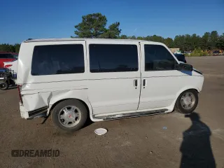 2003 GMC Safari with VIN 1GKDM19X93B516849, listed as a Copart auction lot 82296404 with Not Provided miles and Salvage Title. Bid and sale history available at carsss.com. Image 3.