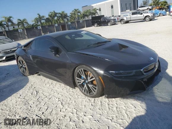 2016 BMW i8 z VIN WBY2Z2C57GV676118, wystawiony jako Copart lot #55245535 z przebiegiem 53 627 mil mil oraz Szkoda całkowita • Salvage title. Historia ofert i sprzedaży dostępna na DreamBid. Obrazek 4.