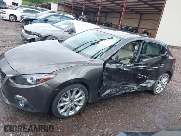 2016 Mazda 3 S Grand Touring z VIN JM1BM1N33G1277798, wystawiony jako IAAI lot #42337611 z przebiegiem 91 519 mil mil oraz . Historia ofert i sprzedaży dostępna na DreamBid. Obrazek 6.