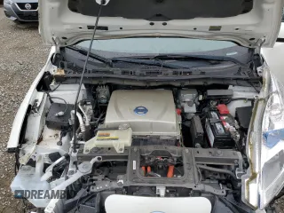2015 Nissan LEAF SV with VIN 1N4AZ0CP2FC318640, listed as a Copart auction lot 47605593 with 48,523 mi miles. Bid and sale history available at carsss.com. Image 11.