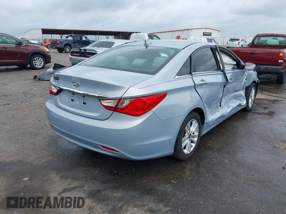 2013 Hyundai Sonata GLS z VIN 5NPEB4AC2DH781807, wystawiony jako IAAI lot #41958385 z przebiegiem 177 531 mil mil oraz . Historia ofert i sprzedaży dostępna na DreamBid. Obrazek 4.