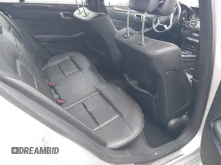 2014 Mercedes-Benz E-Class E 350 Luxury with VIN WDDHF8JB8EA852345, listed as a IAAI auction lot 40765437 with 76,742 mi miles. Bid and sale history available at carsss.com. Image 8.