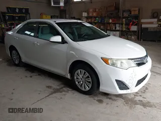 2012 Toyota Camry L z VIN 4T4BF1FK4CR196786, wystawiony jako IAAI lot #42312636 z przebiegiem 152 790 mil mil oraz . Historia ofert i sprzedaży dostępna na DreamBid. Obrazek 1.