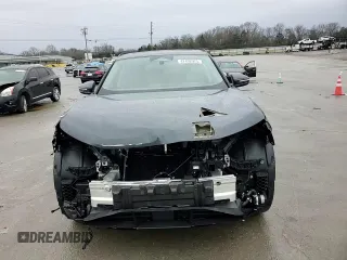 2025 Audi Q6 e-tron Premium Plus z VIN WA124BGF6SA005195, wystawiony jako Copart lot #42492975 z przebiegiem Nie podano mil oraz Szkody całkowita. Historia ofert i sprzedaży dostępna na DreamBid. Obrazek 12.