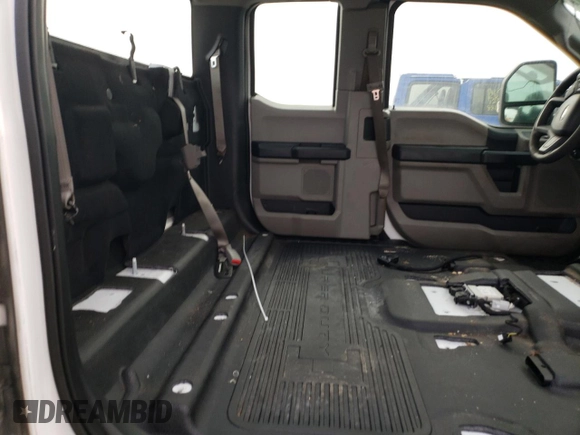 2017 Ford F-250 XLT with VIN 1FT7X2A61HEC90630, listed as a Copart auction lot 44420155 with 121,755 mi miles and Clean title. Bid and sale history available at DreamBid. Image 10.