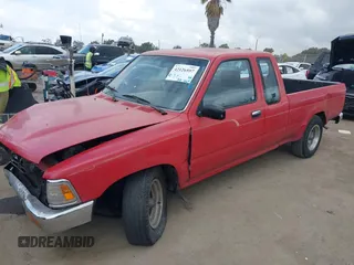1989 Toyota Pickup DLX with VIN JT4RN93P8K0004371, listed as a IAAI auction lot 42126597 with 180,609 mi miles and . Bid and sale history available at DreamBid. Image 2.
