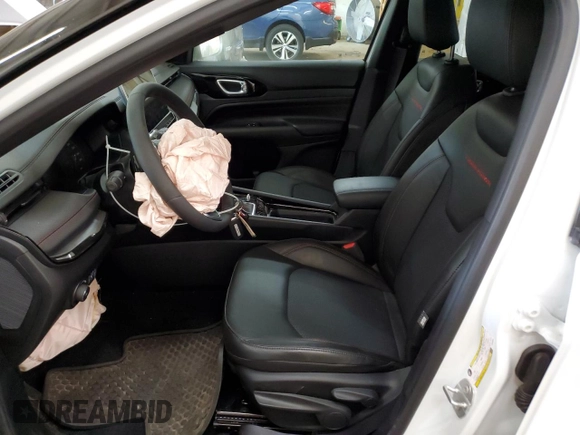 2025 Jeep Compass Trailhawk with VIN 3C4NJDDN8ST529024, listed as a Copart auction lot 61383465 with 4,233 mi miles and Salvage title. Bid and sale history available at DreamBid. Image 7.