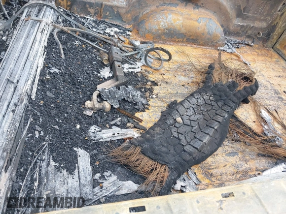 2018 Ram 2500 Tradesman с VIN 3C6UR5HJ6JG121525, выставлен на аукционе IAAI как лот 42009614 с пробегом Не указан миль и . История ставок и продаж доступна на DreamBid. Изображение 11.