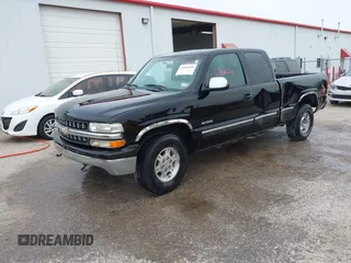 2000 Chevrolet Silverado 1500 LT with VIN 1GCEK19T9YE419272, listed as a IAAI auction lot 42068056 with 306,066 mi miles and . Bid and sale history available at DreamBid. Image 2.