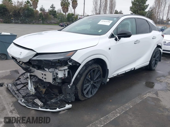 2024 Lexus RX 500h F Sport Performance z VIN 2T2BCMEA4RC016032, wystawiony jako IAAI lot #41464306 z przebiegiem 13 338 mil mil oraz . Historia ofert i sprzedaży dostępna na DreamBid. Obrazek 20.