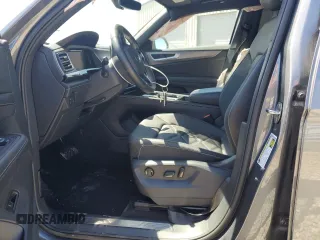 2025 Volkswagen Atlas SE with VIN 1V2WE2CA9SC203108, listed as a Copart auction lot 58047635 with 12,302 mi miles and Clean title. Bid and sale history available at DreamBid. Image 7.