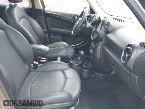 2013 MINI Countryman S с VIN WMWZC3C59DWP24907, выставлен на аукционе IAAI как лот 42719063 с пробегом 64 138 миль миль и . История ставок и продаж доступна на DreamBid. Изображение 5.