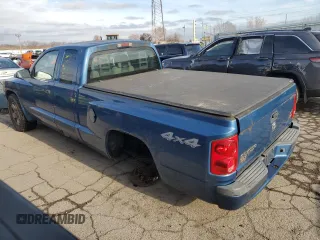 2005 Dodge Dakota SLT with VIN 1D7HW42N15S164120, listed as a Copart auction lot 84000074 with 107,087 mi miles and Non Repairable. Bid and sale history available at DreamBid. Image 2.