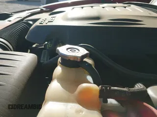 2015 Chrysler 300 S с VIN 2C3CCABGXFH872294, выставлен на аукционе IAAI как лот 42745527 с пробегом 92 752 миль миль и . История ставок и продаж доступна на DreamBid. Изображение 20.