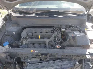 2022 Hyundai Venue SEL with VIN KMHRC8A34NU193027, listed as a IAAI auction lot 42003432 with 16,393 mi miles and . Bid and sale history available at DreamBid. Image 10.