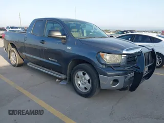 2007 Toyota Tundra SR5 with VIN 5TFRT54117X006566, listed as a IAAI auction lot 42074633 with 277,024 mi miles and . Bid and sale history available at DreamBid. Image 1.
