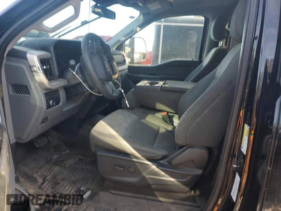 2023 Ford F-350 XL with VIN 1FT8W3DM2PED14021, listed as a Copart auction lot 87533355 with 86,991 mi miles and Salvage Title. Bid and sale history available at DreamBid. Image 7.
