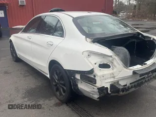 2015 Mercedes-Benz C 300 Luxury с VIN 55SWF4KB0FU063185, выставлен на аукционе Copart как лот 67022065 с пробегом Не указан миль и Чистый • Clean title. История ставок и продаж доступна на DreamBid. Изображение 3.