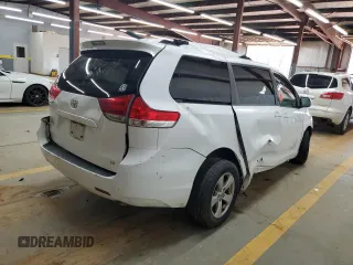 2012 Toyota Sienna LE AAS с VIN 5TDKK3DC1CS269618, выставлен на аукционе Copart как лот 49789095 с пробегом Не указан миль и Списание • Salvage title. История ставок и продаж доступна на DreamBid. Изображение 3.