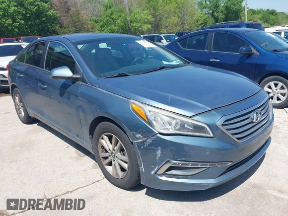 2015 Hyundai Sonata SE z VIN 5NPE24AF2FH243041, wystawiony jako IAAI lot #41978209 z przebiegiem 132 606 mil mil oraz . Historia ofert i sprzedaży dostępna na DreamBid. Obrazek 1.