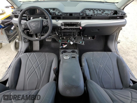 2023 Ford Mustang Mach-E Select z VIN 3FMTK1S54PMA91458, wystawiony jako Copart lot #41806115 z przebiegiem 4 246 mil mil oraz Nie do naprawy • Non repairable. Historia ofert i sprzedaży dostępna na DreamBid. Obrazek 8.