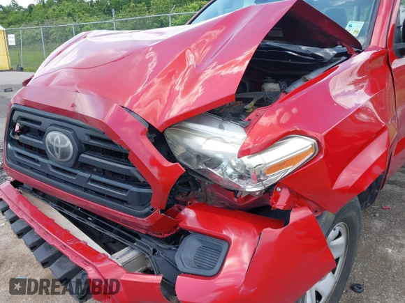 2018 Toyota Tacoma SR z VIN 5TFAX5GN3JX115019, wystawiony jako IAAI lot #42116802 z przebiegiem 190 220 mil mil oraz . Historia ofert i sprzedaży dostępna na DreamBid. Obrazek 6.
