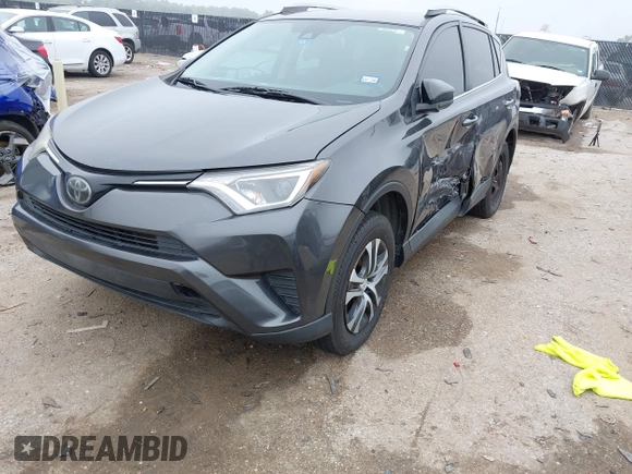 2017 Toyota RAV4 LE z VIN 2T3BFREV8HW667907, wystawiony jako IAAI lot #42130136 z przebiegiem 129 831 mil mil oraz . Historia ofert i sprzedaży dostępna na DreamBid. Obrazek 2.