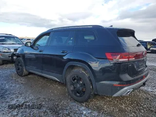 2024 Volkswagen Atlas Peak Edition SE with VIN 1V2CR2CA8RC570034, listed as a Copart auction lot 45377275 with 26,557 mi miles and Salvage title. Bid and sale history available at DreamBid. Image 2.