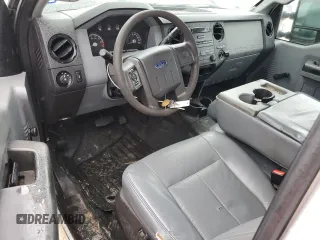 2015 Ford F-250 XLT z VIN 1FT7X2A63FEA35183, wystawiony jako Copart lot #43002515 z przebiegiem 92 324 mil mil oraz Szkoda całkowita • Salvage title. Historia ofert i sprzedaży dostępna na DreamBid. Obrazek 8.