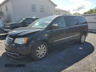 2014 Chrysler Town & Country Touring z VIN 2C4RC1BG7ER295934, wystawiony jako Copart lot #58072825 z przebiegiem Nie podano mil oraz Szkoda całkowita • Salvage title. Historia ofert i sprzedaży dostępna na DreamBid. Obrazek 1.