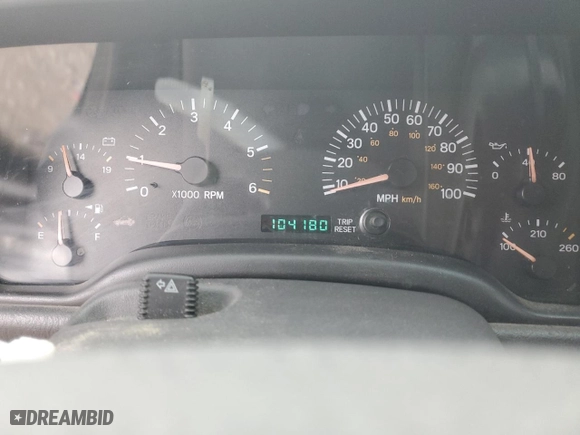 2000 Jeep Cherokee Police with VIN 1J4FF48SXYL244524, listed as a Copart auction lot 81164034 with 104,180 mi miles and Clean Title. Bid and sale history available at carsss.com. Image 9.